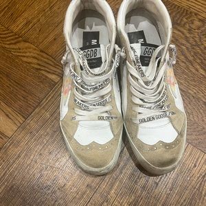 💯 authentic golden goose sneakers. Purchased on Farfetch